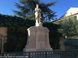 Les monuments aux morts dans le Gard